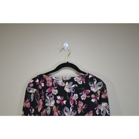 Adrienne vittadini black floral print 2 faux Pocket 4 button NWT blouse SM, top - Picture 6 of 10